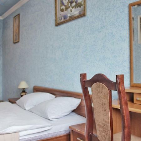 Квартира В Центрі Львова Вулиця Міцкевича 5, Простора З Гарним Видом На Місто Bagian luar foto